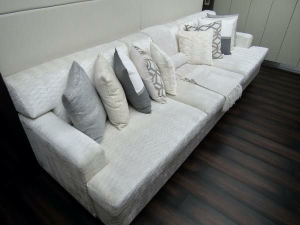 Leopard 105 | Carpe Diem