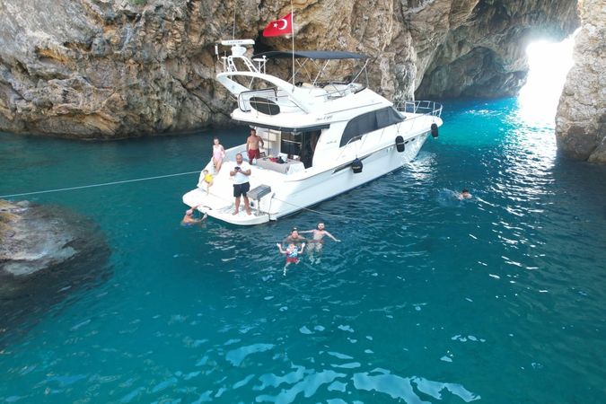 Sea Ray 480 Sedan | Esperanza 2