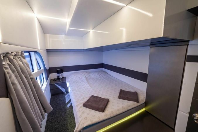 Custom Built 57 | Khaleesi Deluxe