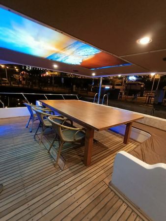 Custom Built 65 | Queen VIP