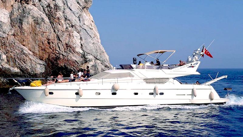 Ferretti 620 | Sea Star Kaan