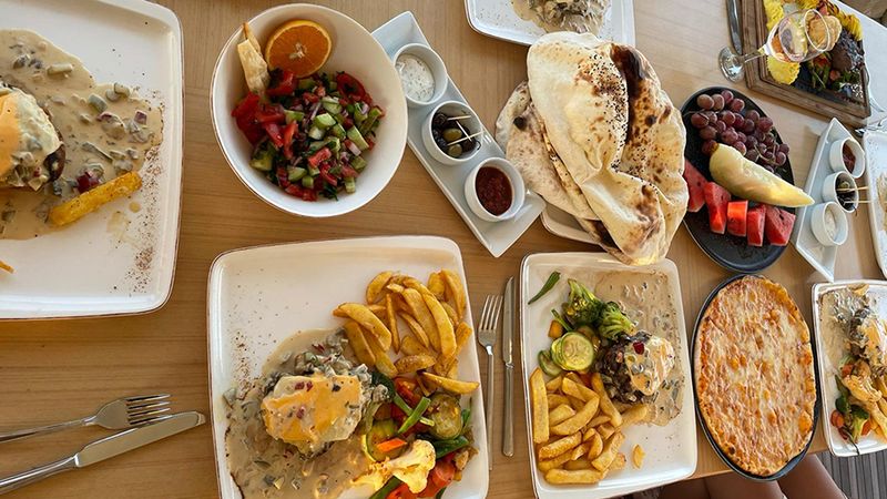 Ferretti 620 | Sea Star Kaan