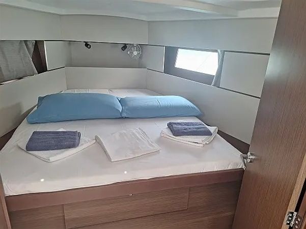Beneteau Oceanis 38.1 | Pura Vida