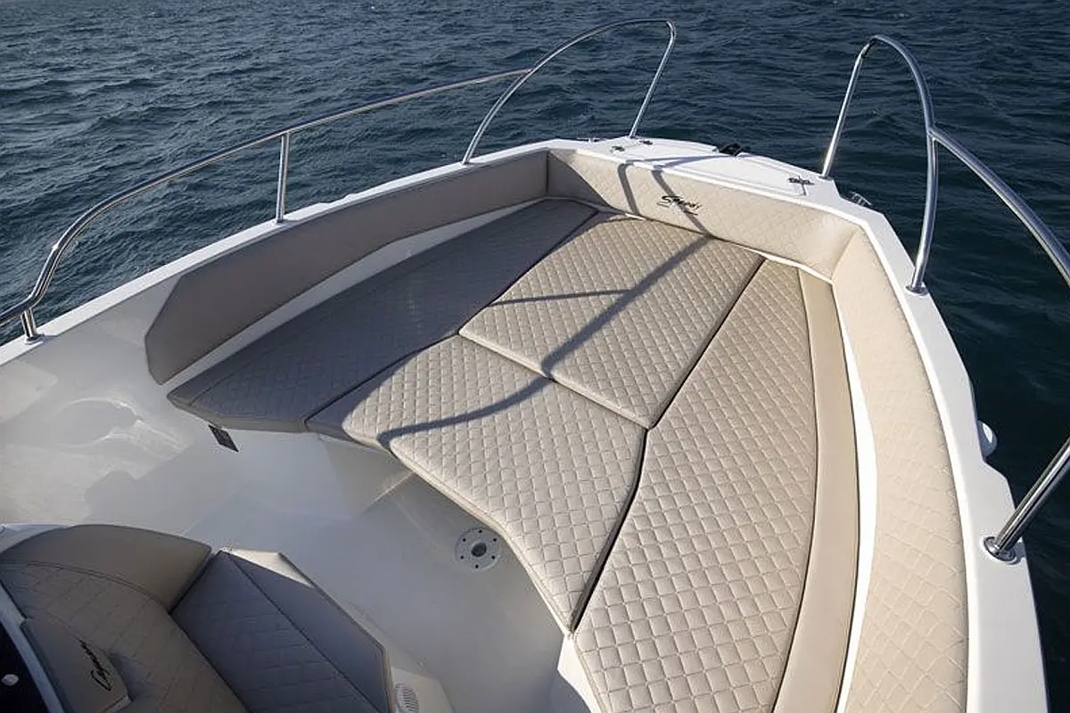 Speedy Cayman 585 | 24