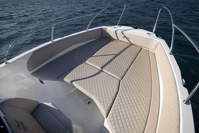 Speedy Cayman 585 | 24