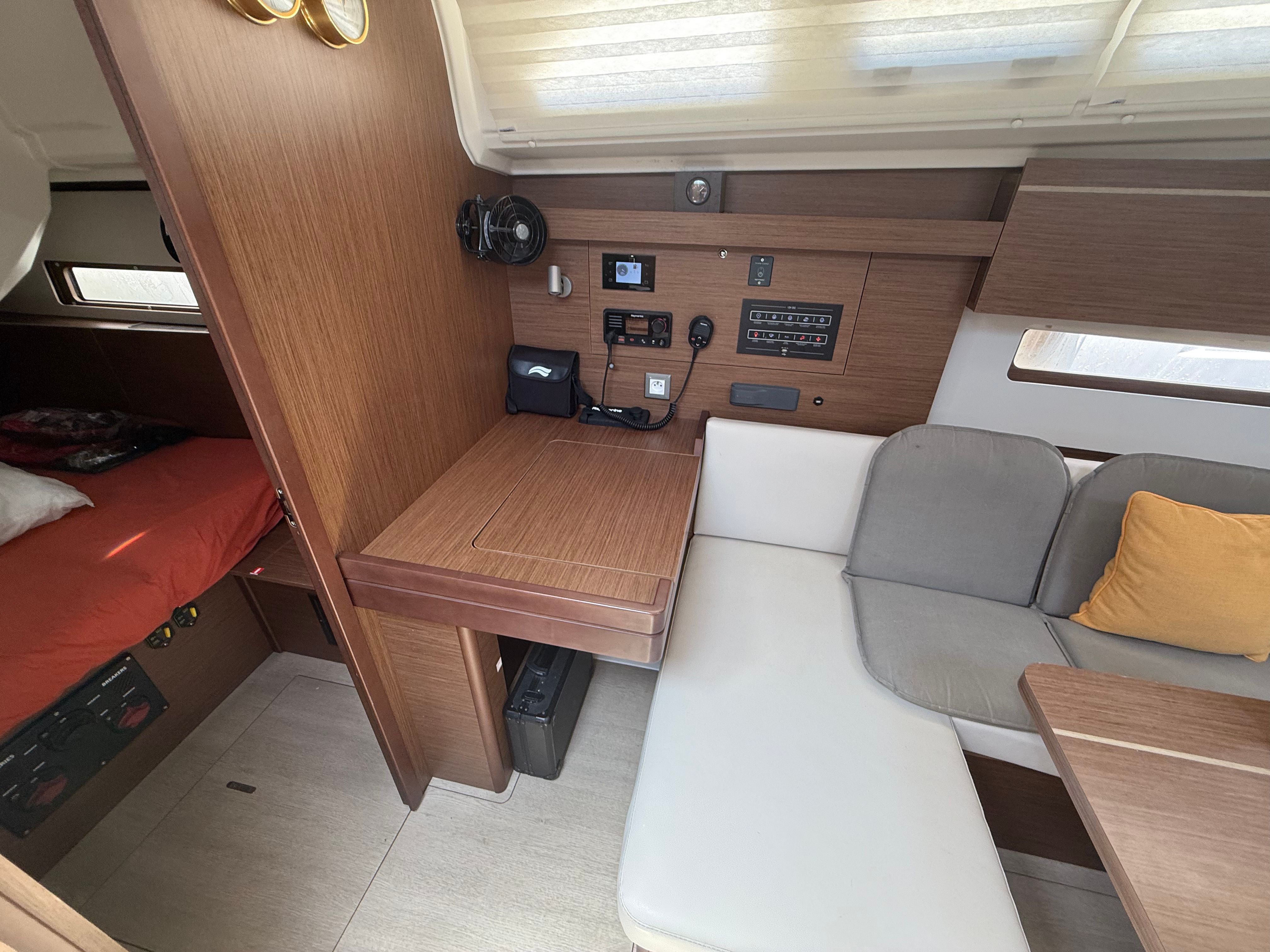 Beneteau Oceanis 40.1 | Eudaimonia