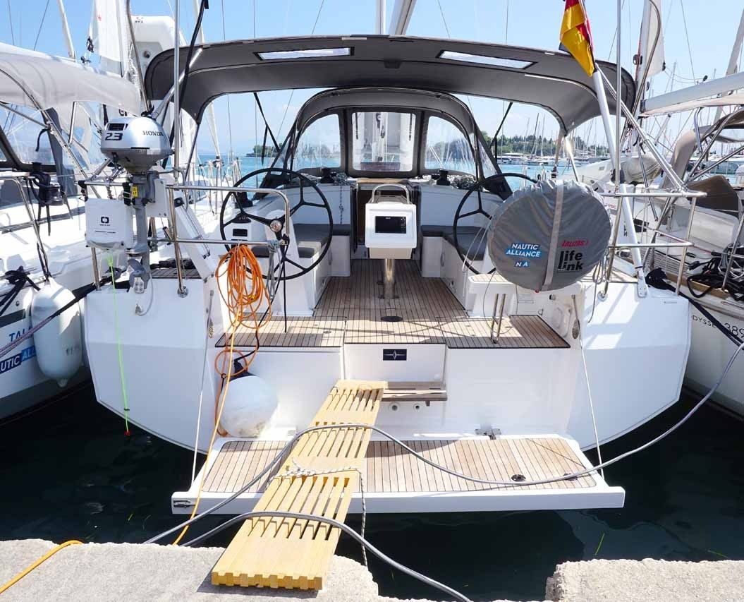 Bavaria C38 | Elaia