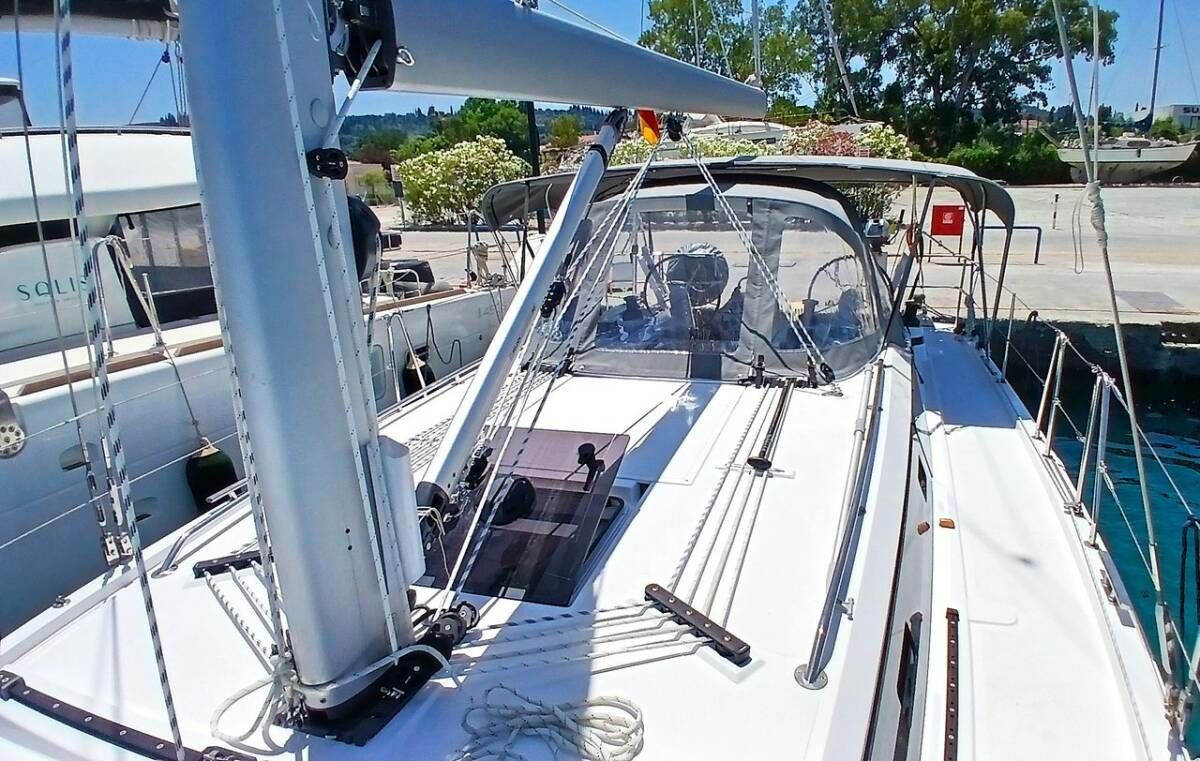 Bavaria C38 | Eleni
