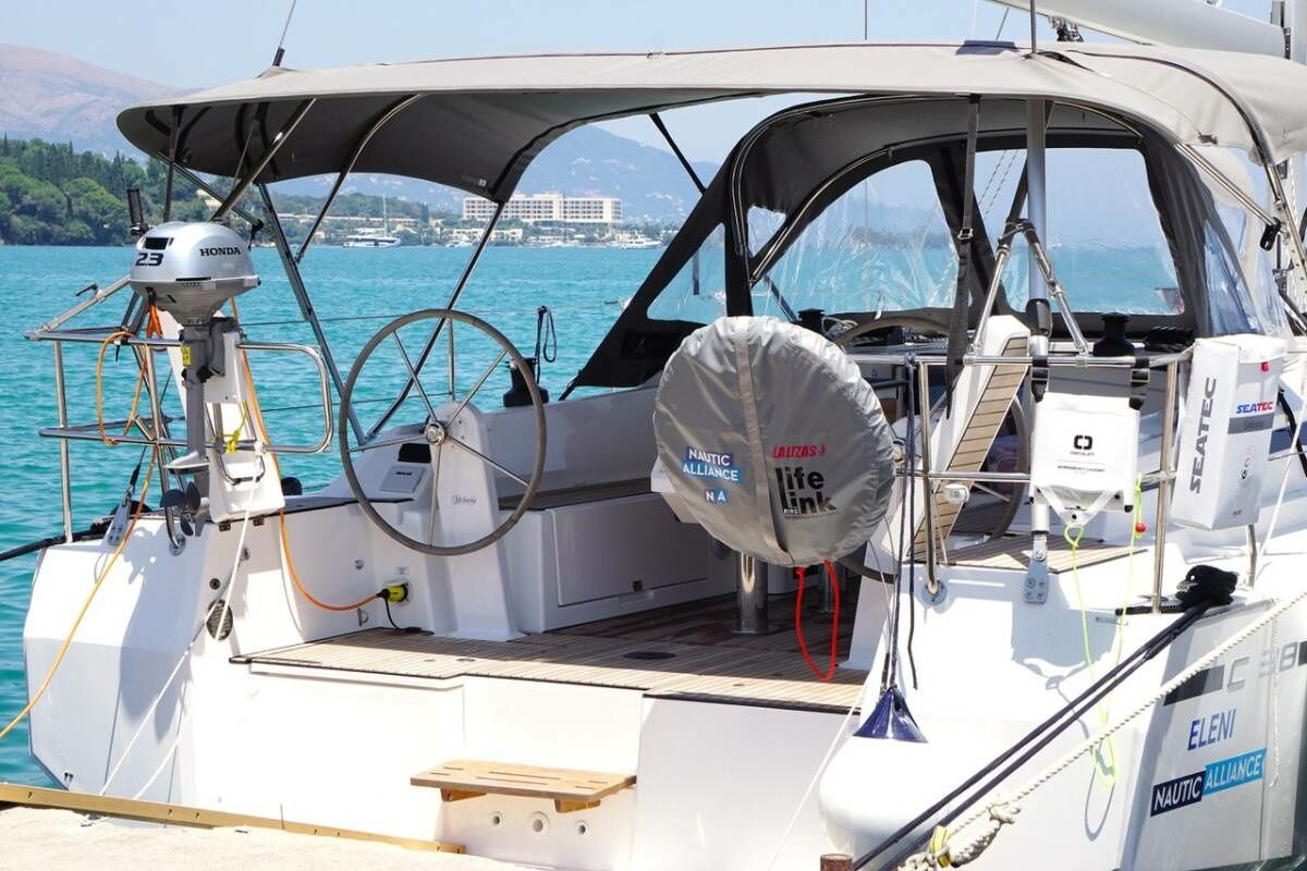 Bavaria C38 | Eleni