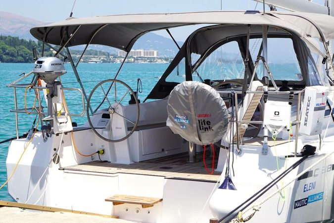 Bavaria C38 | Eleni