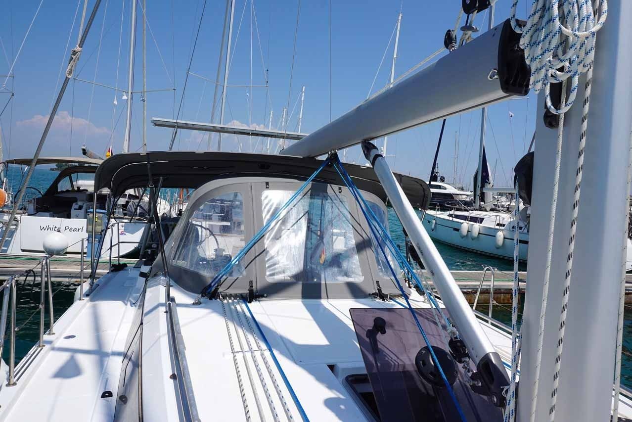 Bavaria C38 | Talia