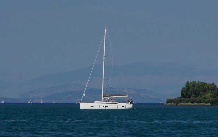 Bavaria C50 | Moya One