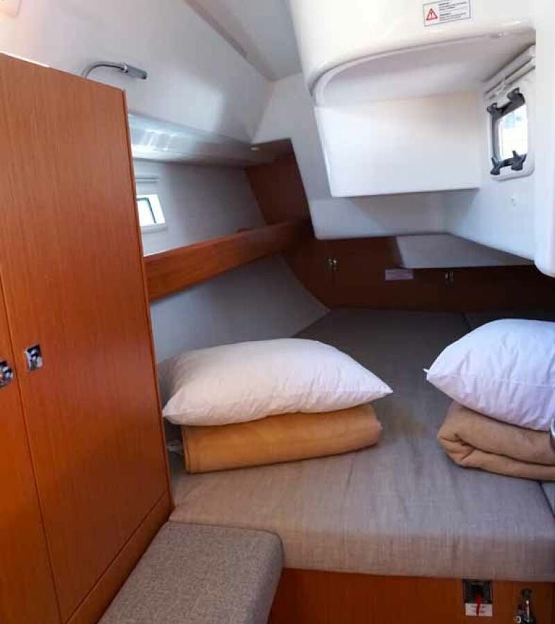 Bavaria Cruiser 34 | Yanna