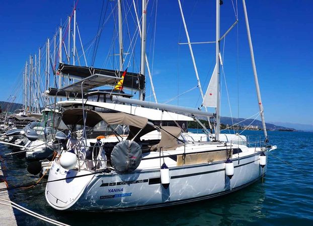 Bavaria Cruiser 34 | Yanna