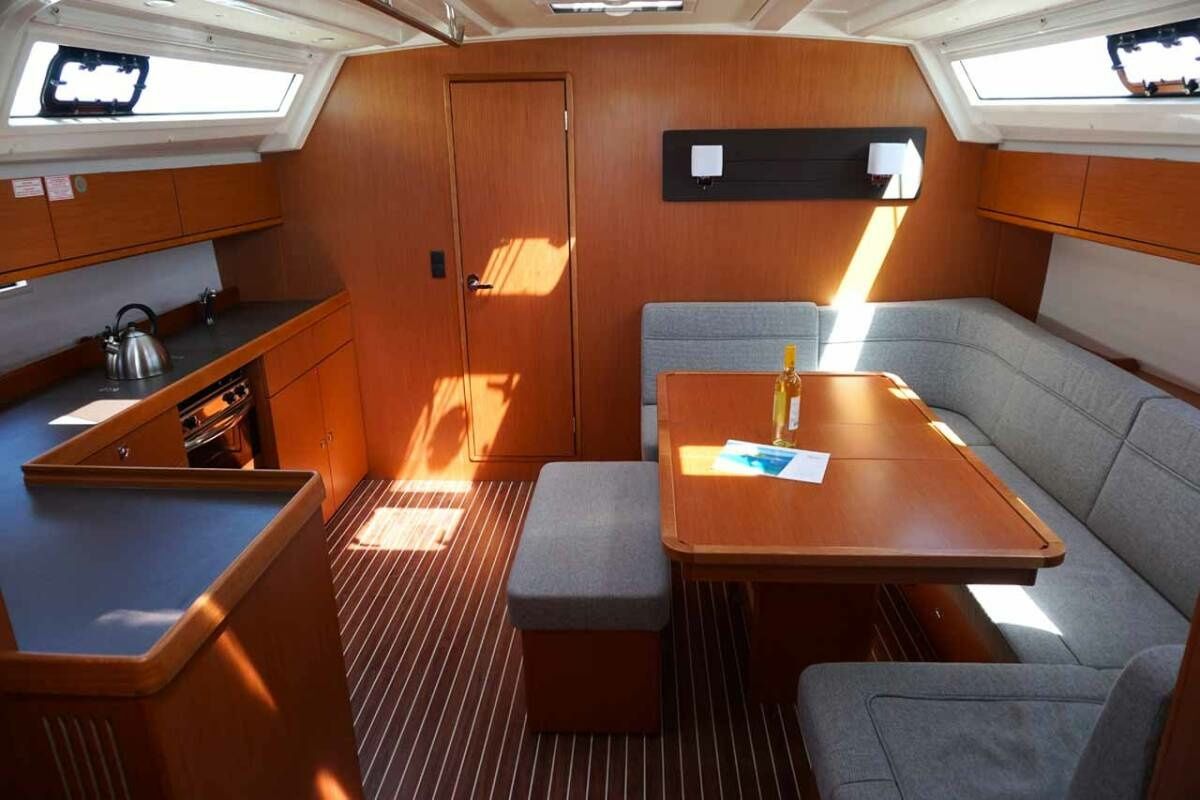 Bavaria Cruiser 46 | Delphina
