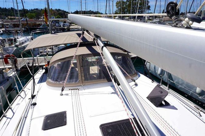 Bavaria Cruiser 46 | Delphina