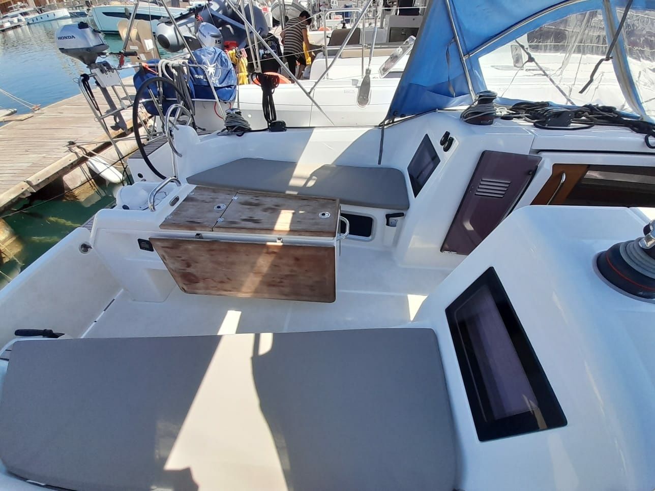 Jeanneau Sun Odyssey 410 | Hygge