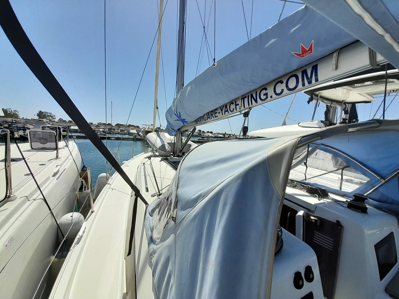 Jeanneau Sun Odyssey 410 | Hygge