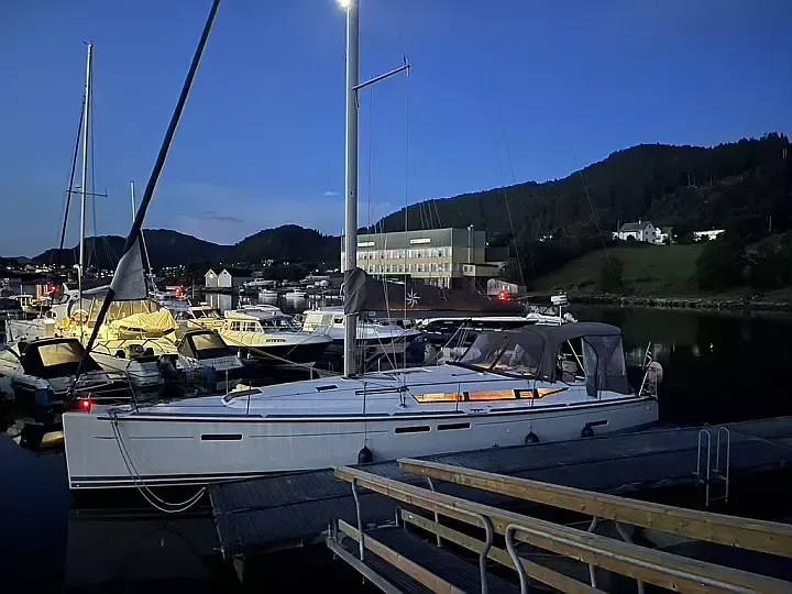 Jeanneau Sun Odyssey 439 | Petrine 2