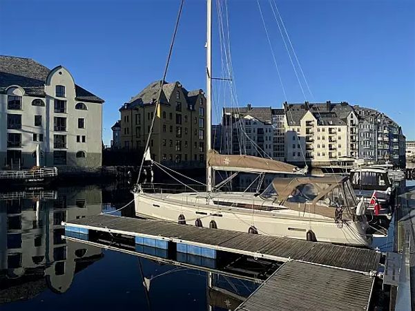 Jeanneau Sun Odyssey 439 | Petrine 2