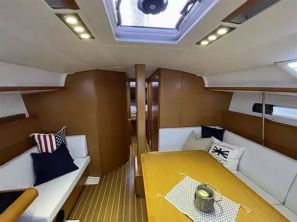 Jeanneau Sun Odyssey 439 | Petrine 2