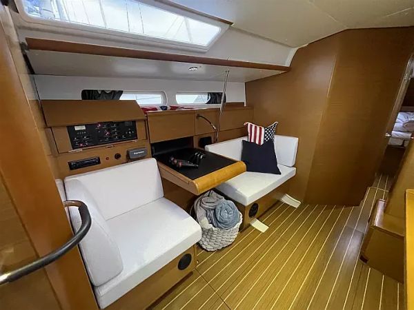 Jeanneau Sun Odyssey 439 | Petrine 2