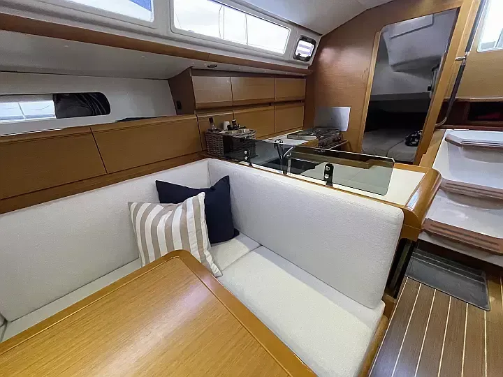 Jeanneau Sun Odyssey 439 | Petrine 2