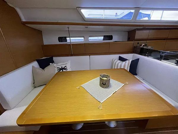 Jeanneau Sun Odyssey 439 | Petrine 2