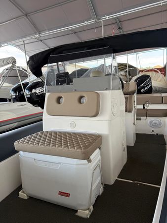 Ribco Scorpion 8.60 | Wet Dream