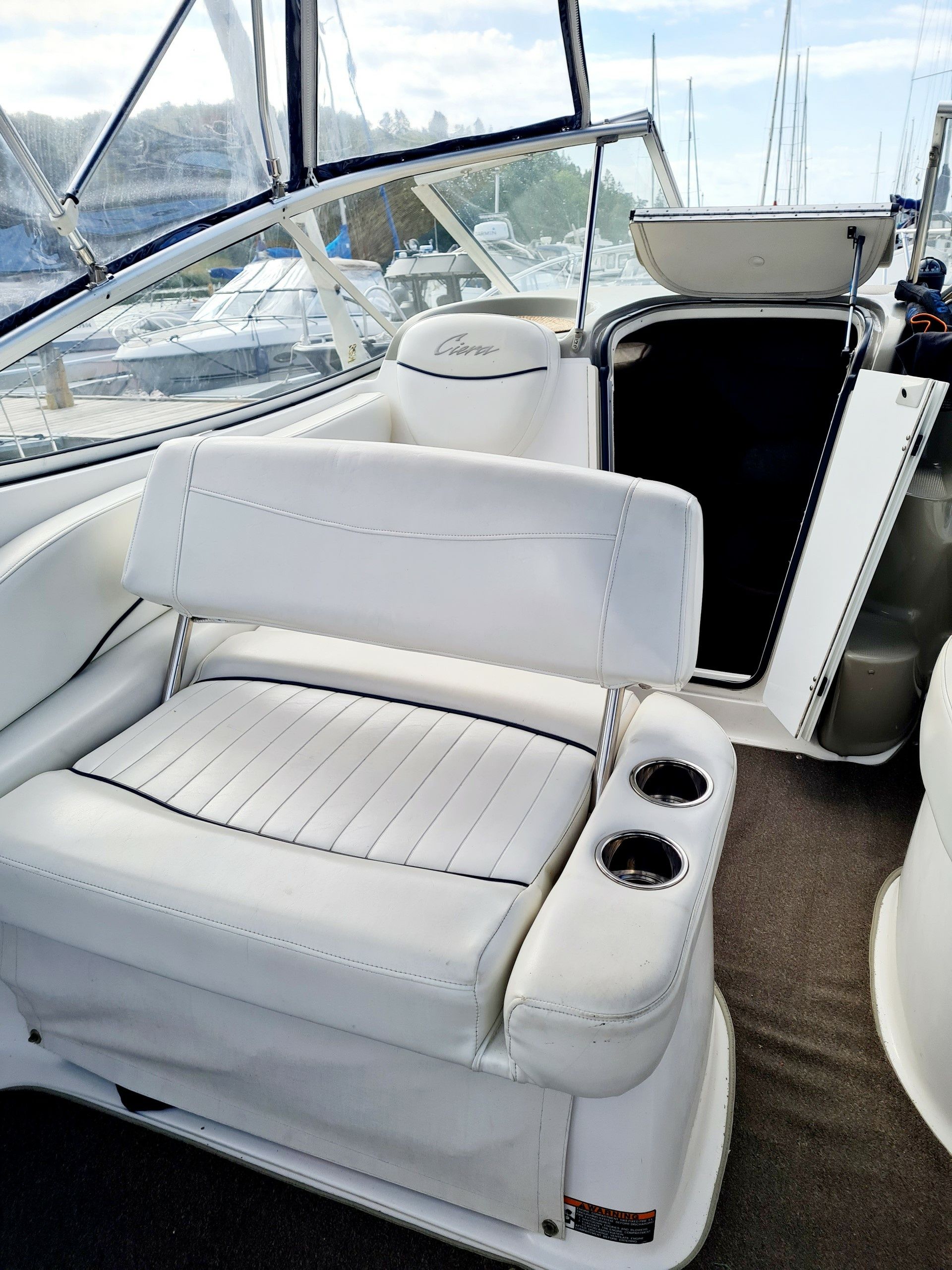 Bayliner 2455 | Karolina