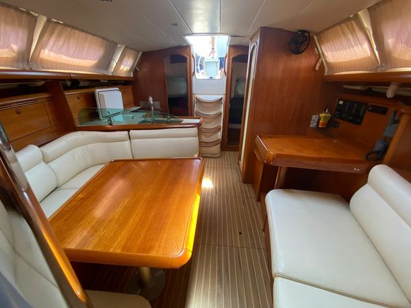 Jeanneau Sun Odyssey 37 | Naias