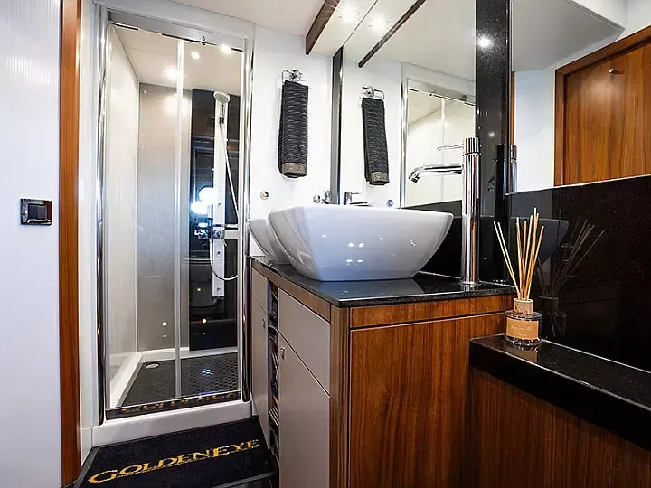 Sunseeker 73 | Goldeneye