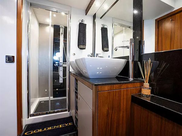 Sunseeker 73 | Goldeneye