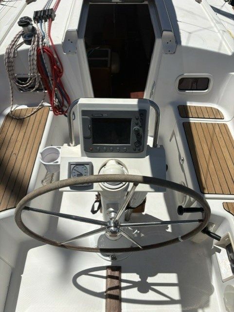 Beneteau Oceanis 34 | Seneca