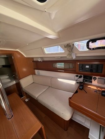Beneteau Oceanis 34 | Seneca