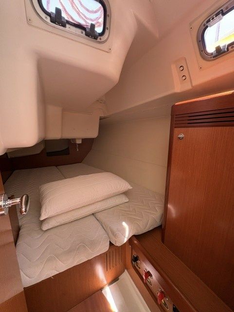 Beneteau Oceanis 34 | Seneca