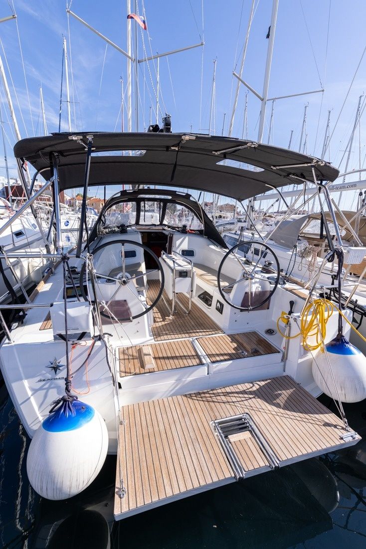 Jeanneau Sun Odyssey 349 | Zatara