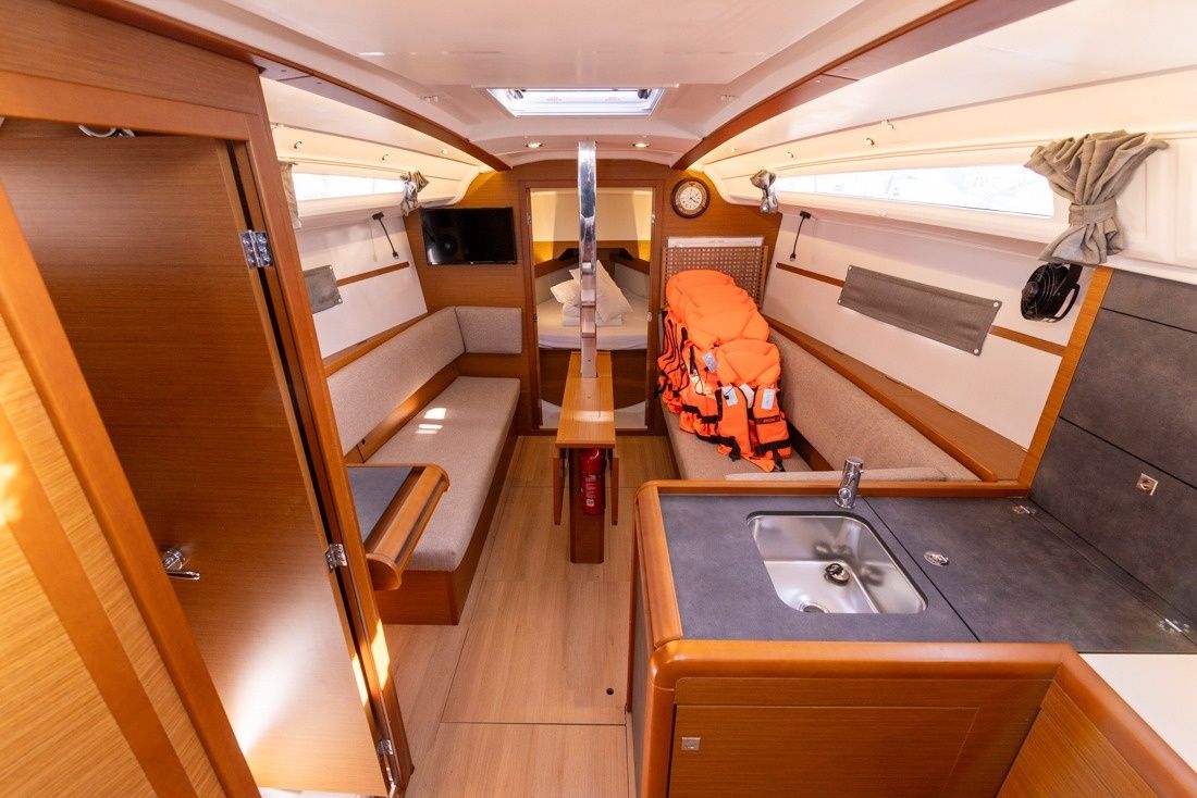 Jeanneau Sun Odyssey 349 | Zatara