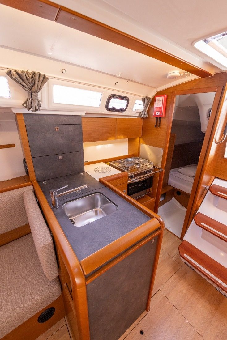 Jeanneau Sun Odyssey 349 | Zatara