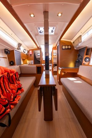 Jeanneau Sun Odyssey 349 | Zatara