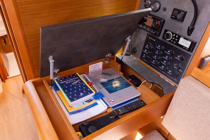 Jeanneau Sun Odyssey 349 | Zatara