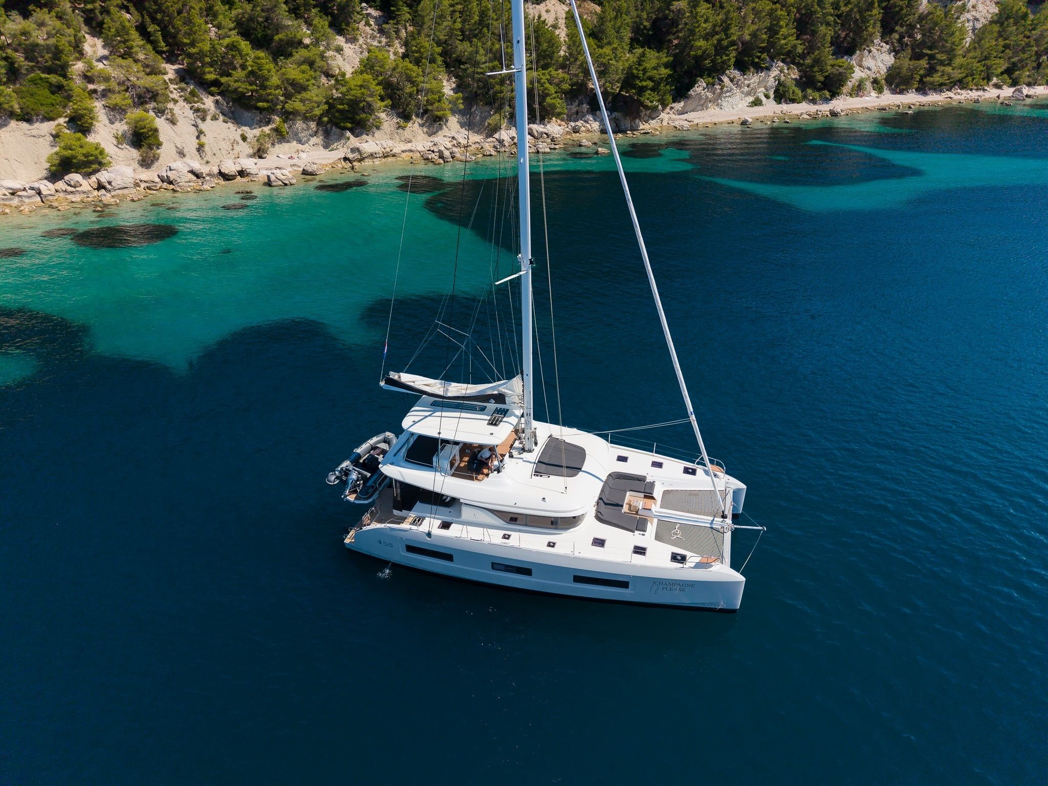 Lagoon 55 | Champagne Please