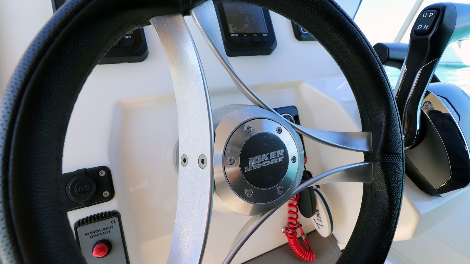 Joker Clubman 28 | Tina