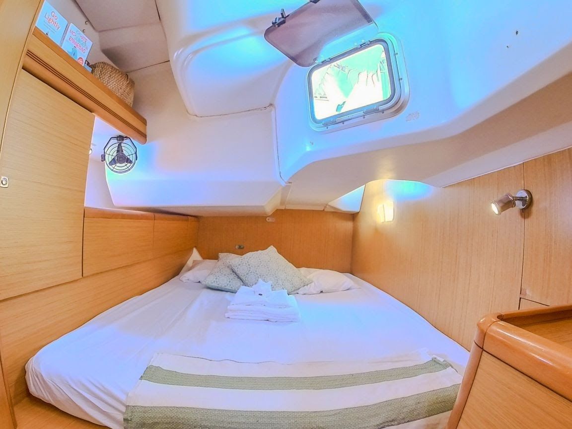 Jeanneau Sun Odyssey 44i | Guji