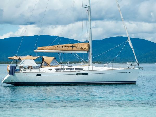 Jeanneau Sun Odyssey 44i | Guji