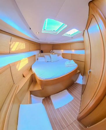 Jeanneau Sun Odyssey 44i | Guji