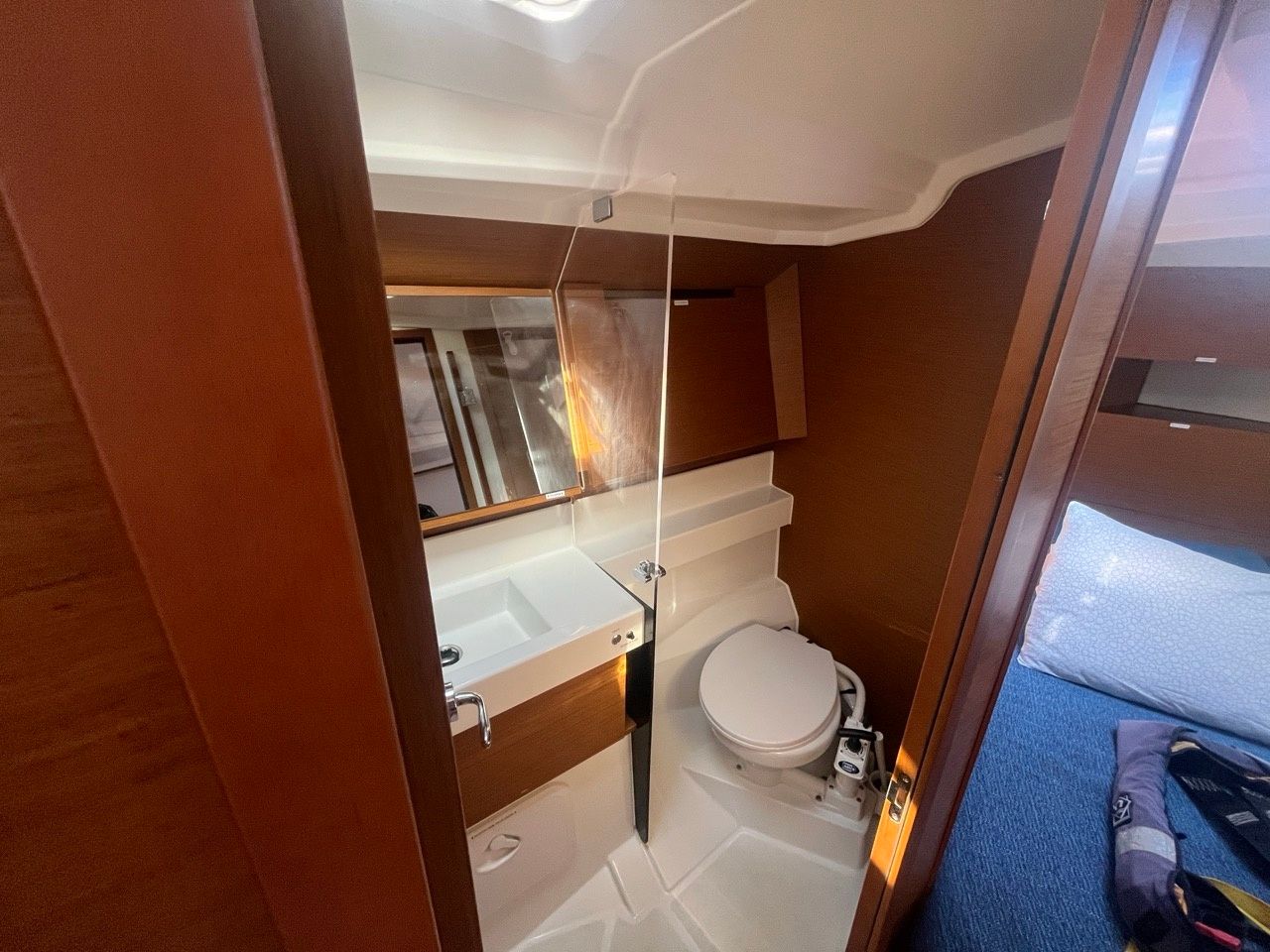 Jeanneau Sun Odyssey 410 | Albarino