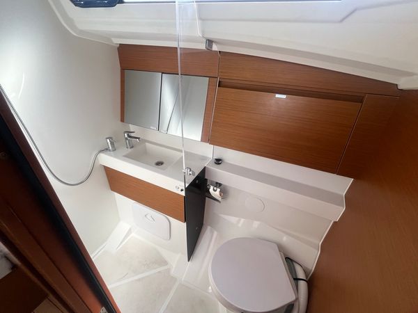 Jeanneau Sun Odyssey 410 | Albarino