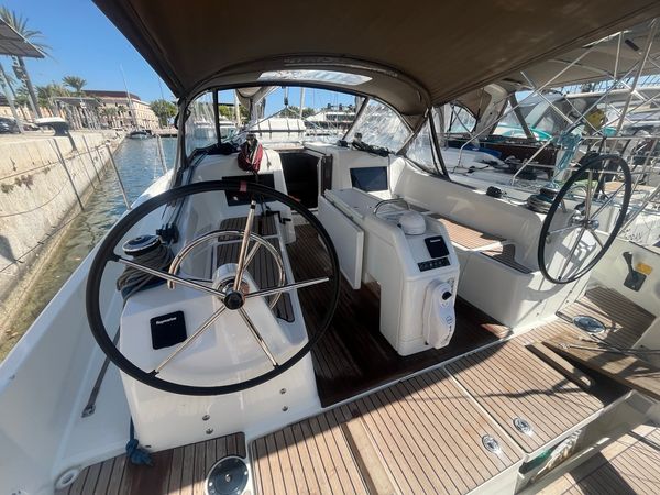 Jeanneau Sun Odyssey 410 | Albarino