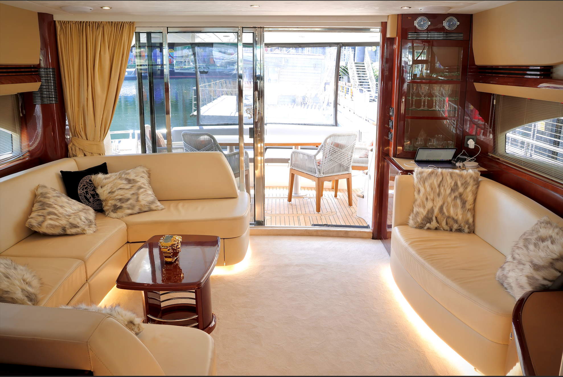 Princess 67 | Royale